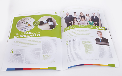 Las páginas interiores de la revista Danoticias para los empleados de Danone Lácteos. 